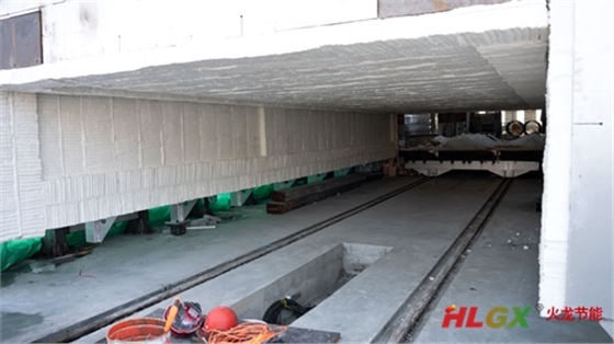 可變?nèi)萃嘶馉t保溫