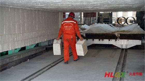 可變?nèi)萃嘶馉t保溫