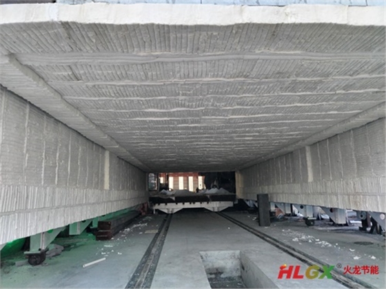 可變?nèi)萃嘶馉t保溫